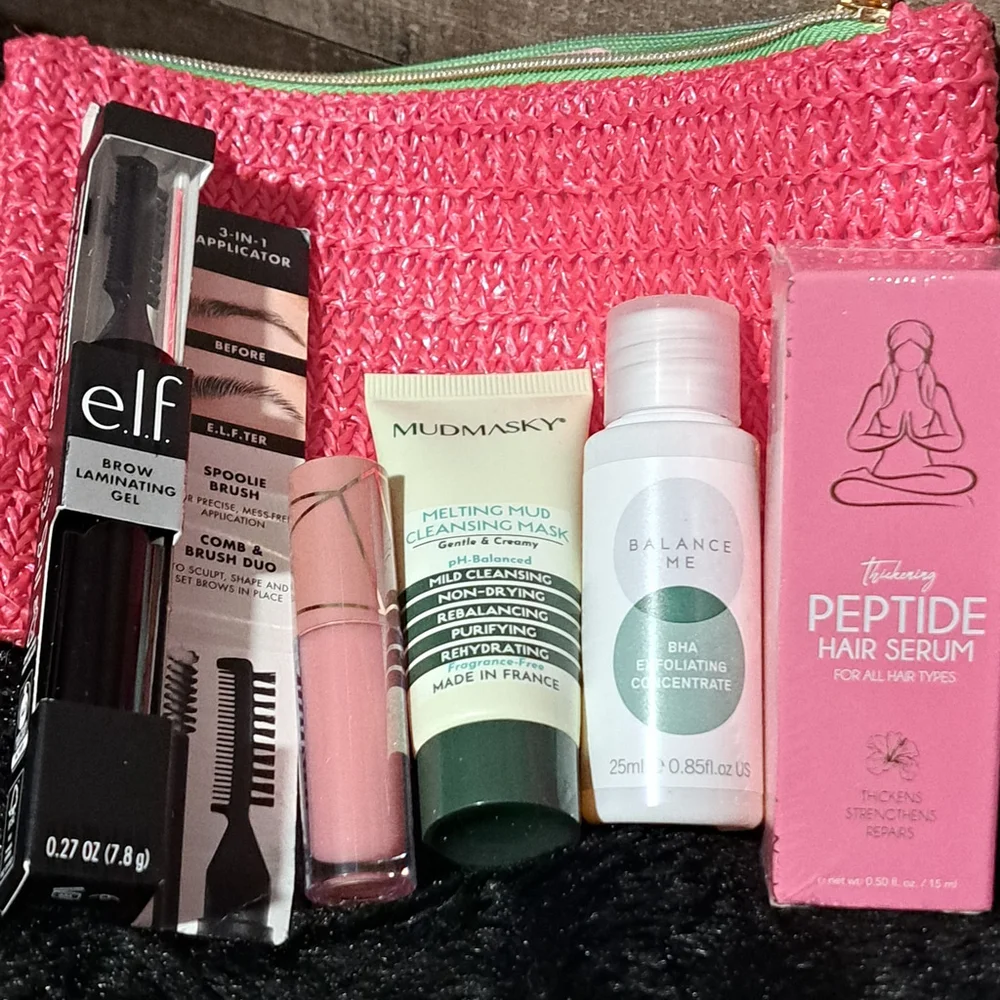 Ipsy Women's Red Makeup Bag - extra items new with bag